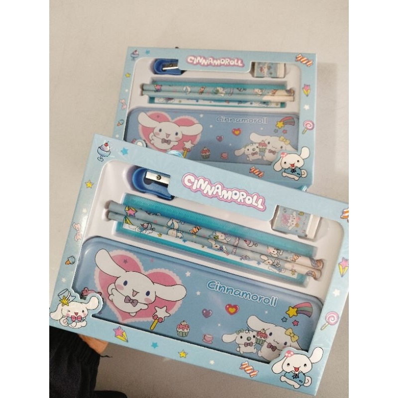 

Alat tulis set satu set alat tulis anak karakter