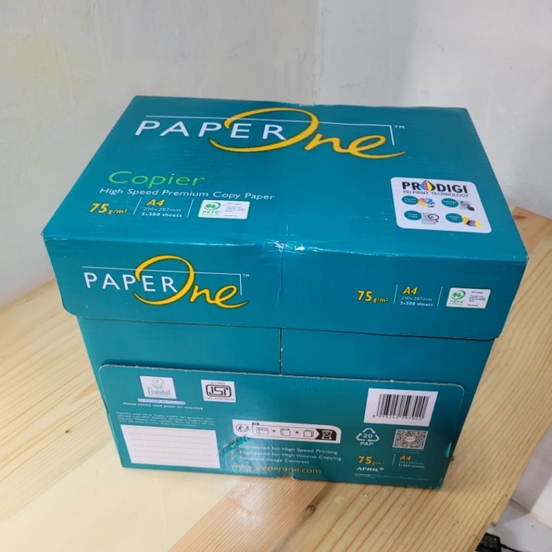 

Paperone Kertas HVS A4 75 gr, 2.500 lembar (1 Box)