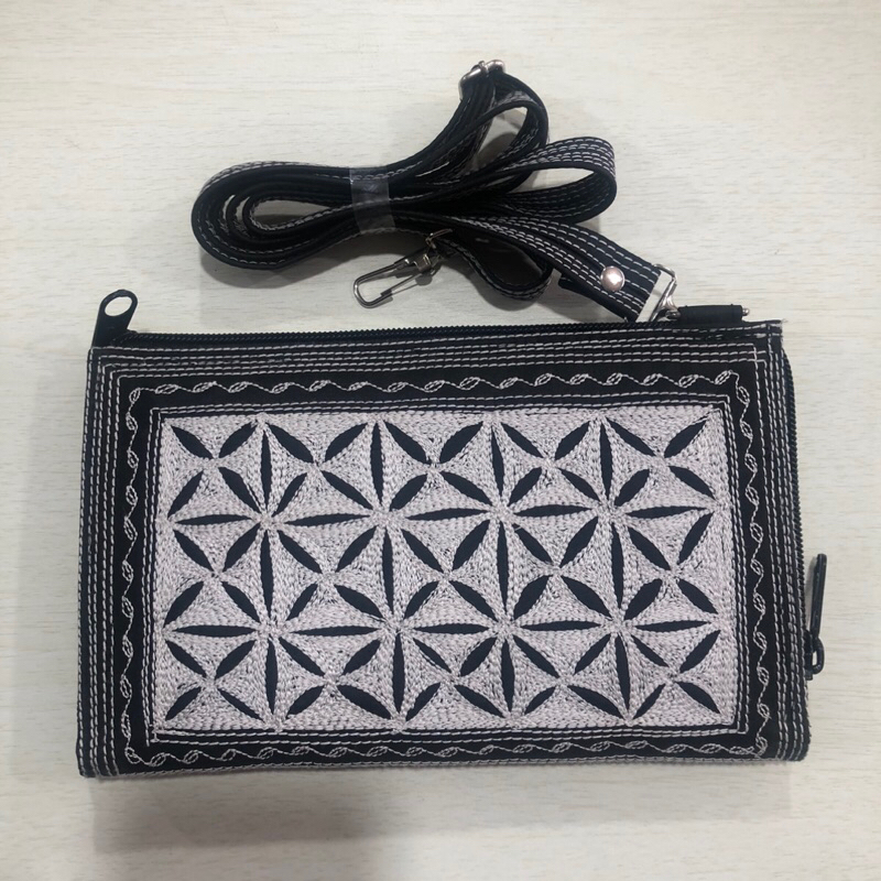 Tas Selempang Dompet Motif Kacang / Oleh-oleh Khas Aceh