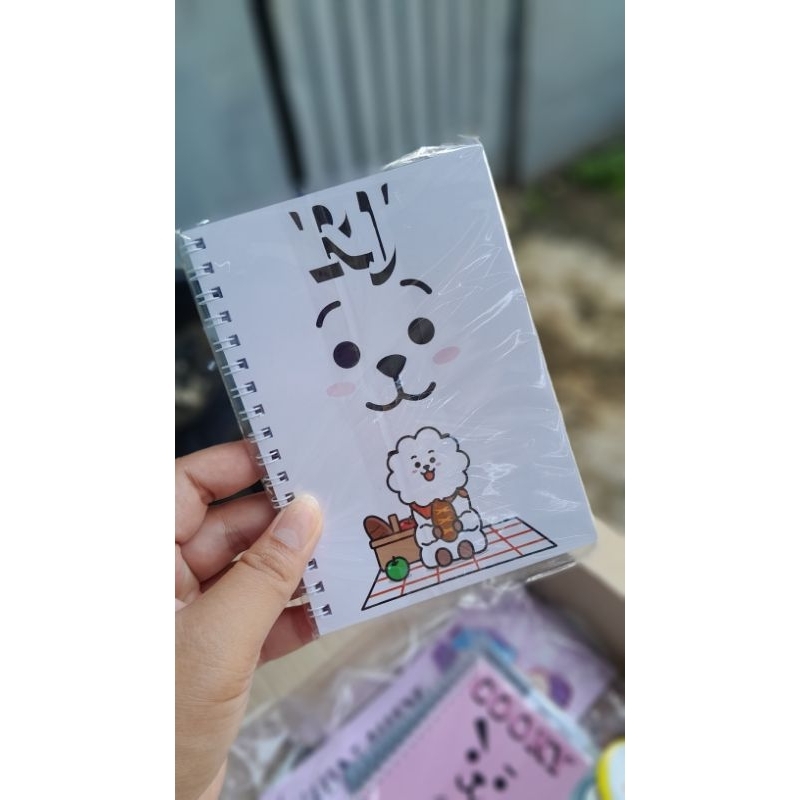 

NOTEBOOK BT21