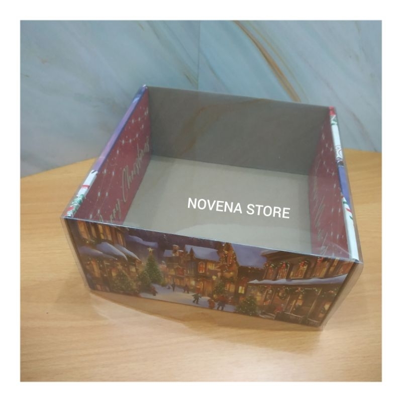 

BOX MIKA NATAL 22x22x10cm KOTAK DUS PUDING MERRY CHRISTMAS