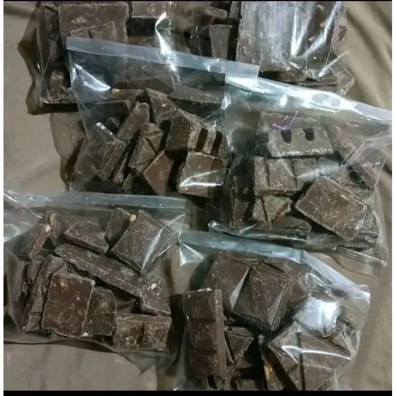 

patahan coklat silver Queen 100g