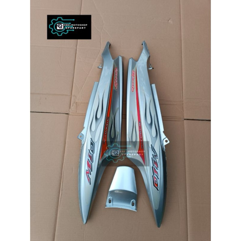 Cover Body Mio Lama Mio Smile Mio Sporty Set Striping Silver