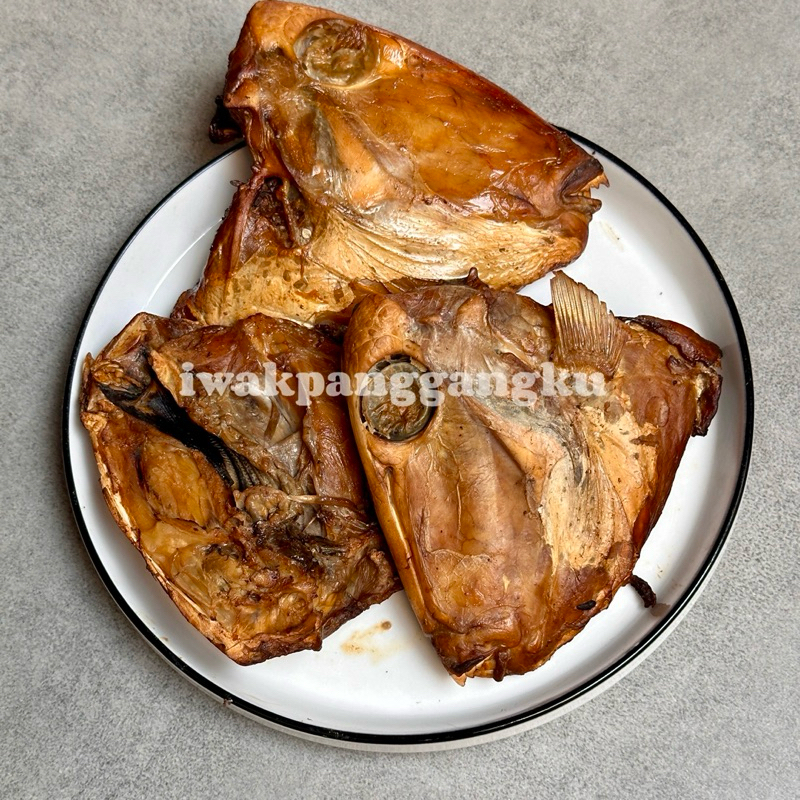 

ikan asap iwak panggang ndas/kepala togek [Kemasan Vakum]