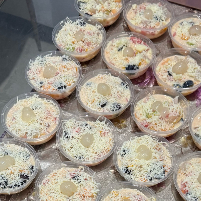 

Salad Buah Laris Depok