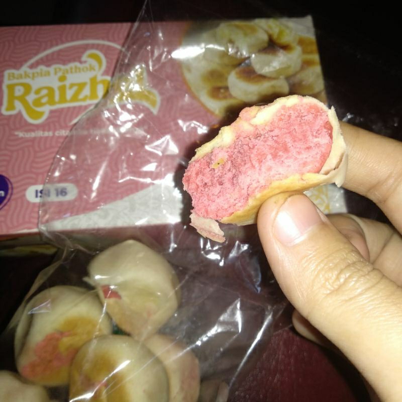 

Bakpia Pathok Raizhel isi (10)isi (16)||KHAS JOGJA