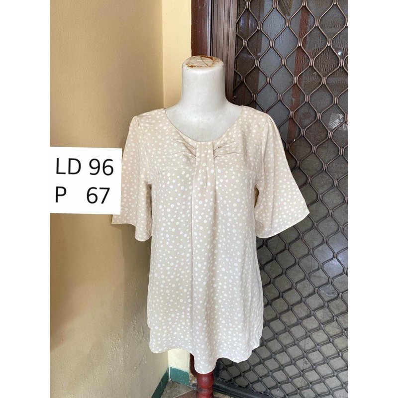 Polkadot Top Blouse Atasan Wanita - preloved