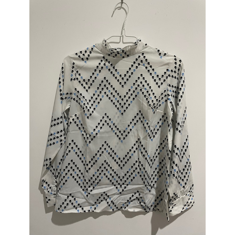 The Executive Blouse Motif White - Preloved