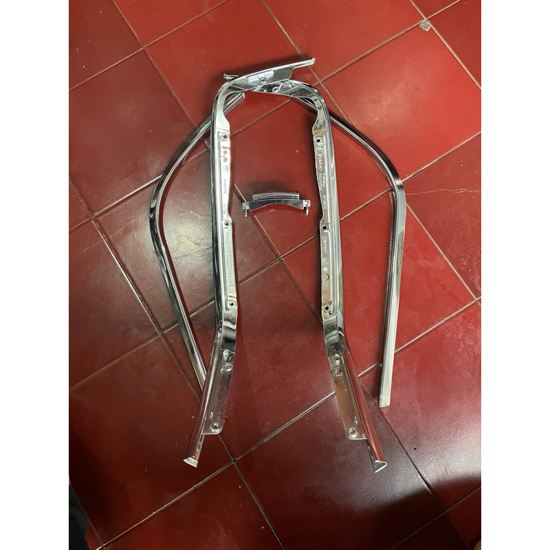 LIST BODY VESPA MATIC SPRINT/PRIMA CHROME