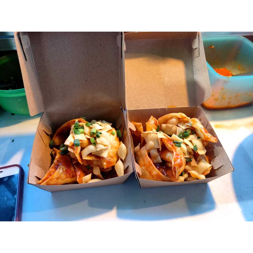 

Pangsit Ayam Pedas Chili Oil Pangsit goreng rebus labtu