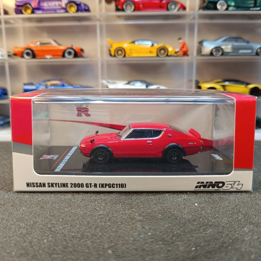 Inno 1/64 Nissan Skyline 2000GT-R (KPGC110) Red Inno64