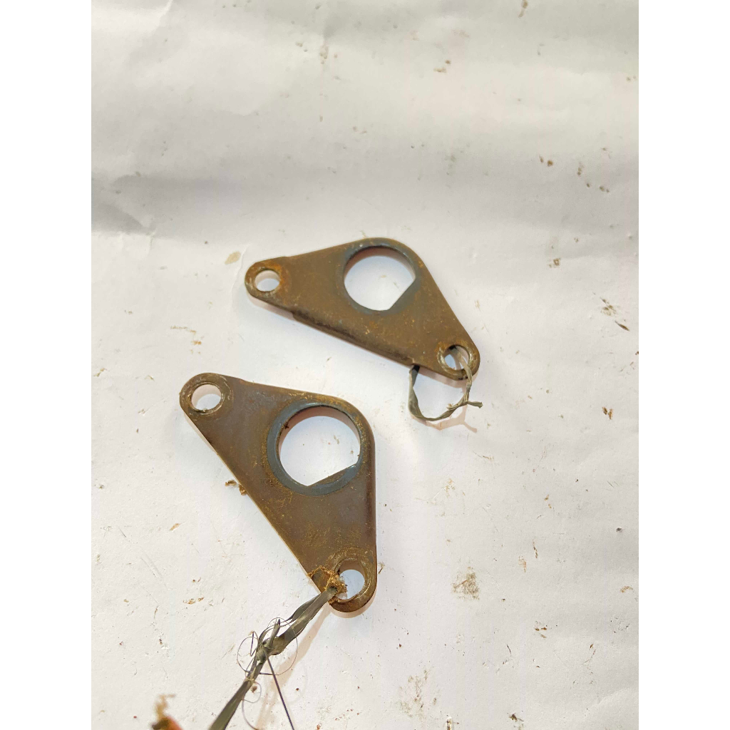 brecket breket dudukan kunci kontak suzuki a100 ax ORI second