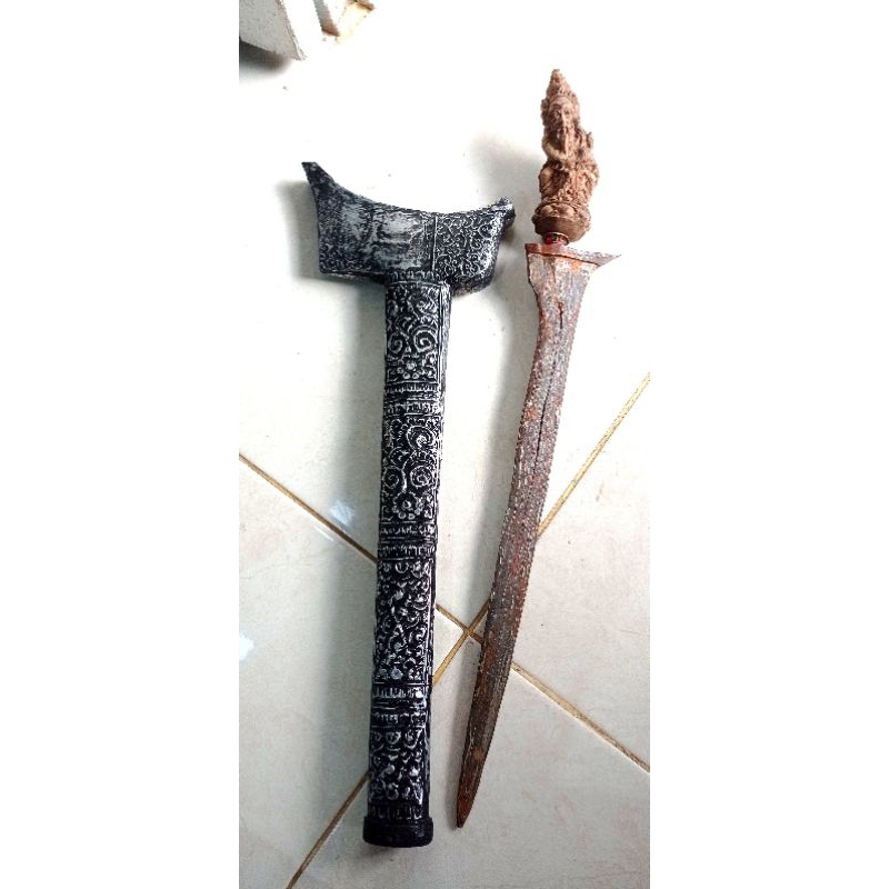 keris Luk lurusn  pamor adeg top