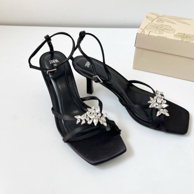 Sandal sepatu zara heels 6 cm hitam pesta
