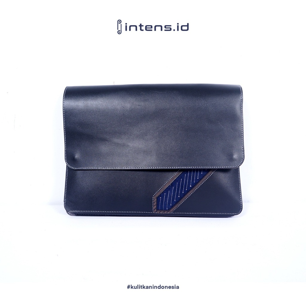 Slevee Nusantara/ Clutch Nusantara/ Macbook Nusantara