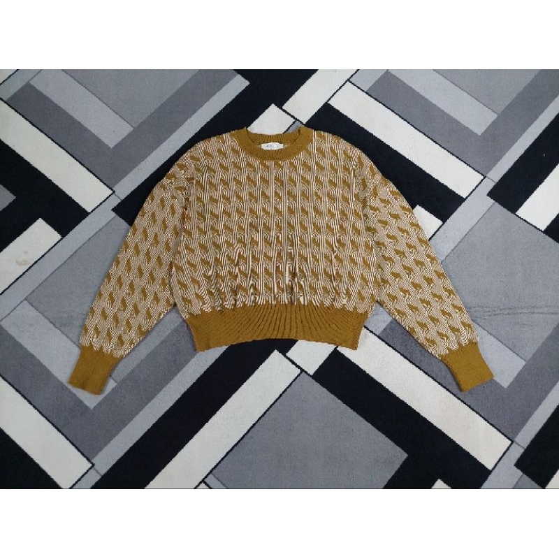 Sweater Knit by Opaque Clip Tokyo (Masih sangat Like New)