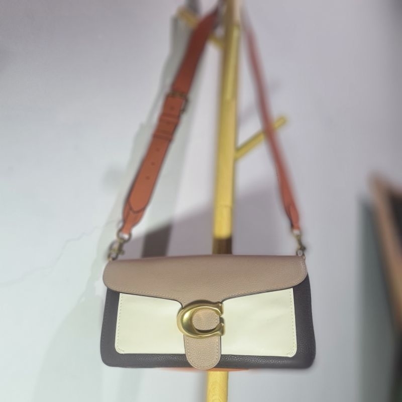 Co*ch Tabby Multicolour