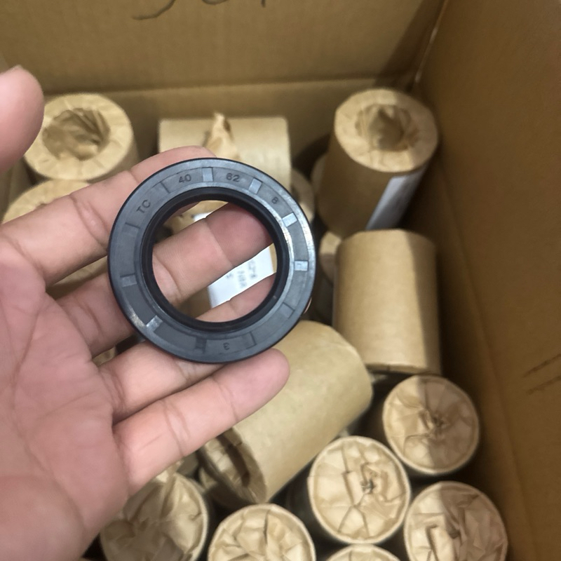 Oil seal TC 40x62x8 /TC 40.62.8/ TC 40.00 62.00 8.00