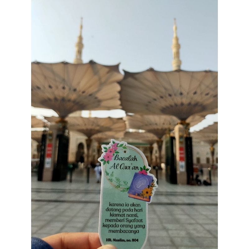 

Pembatas buku/ Al quran