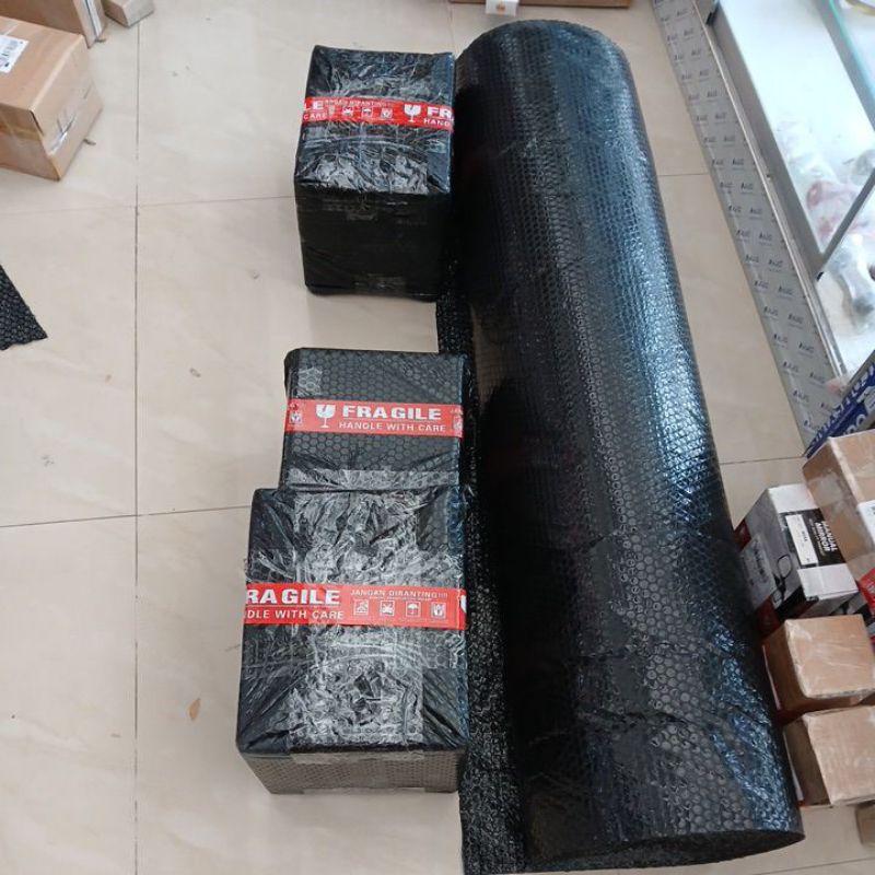 

packing tambahan bubble wrap untuk keamanan extra