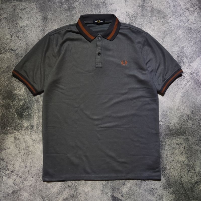 Kaos T-shirt Polo Fred Perry Second Bekas Grey