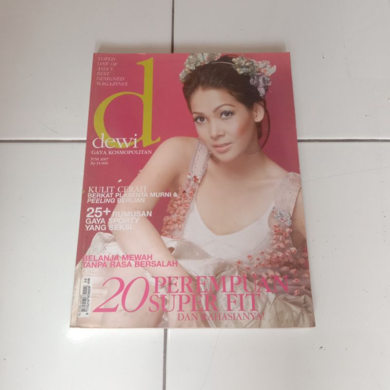 MAJALAH DEWI  Gaya Kosmopolitan