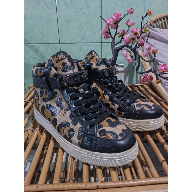 COACH Leopard size 37