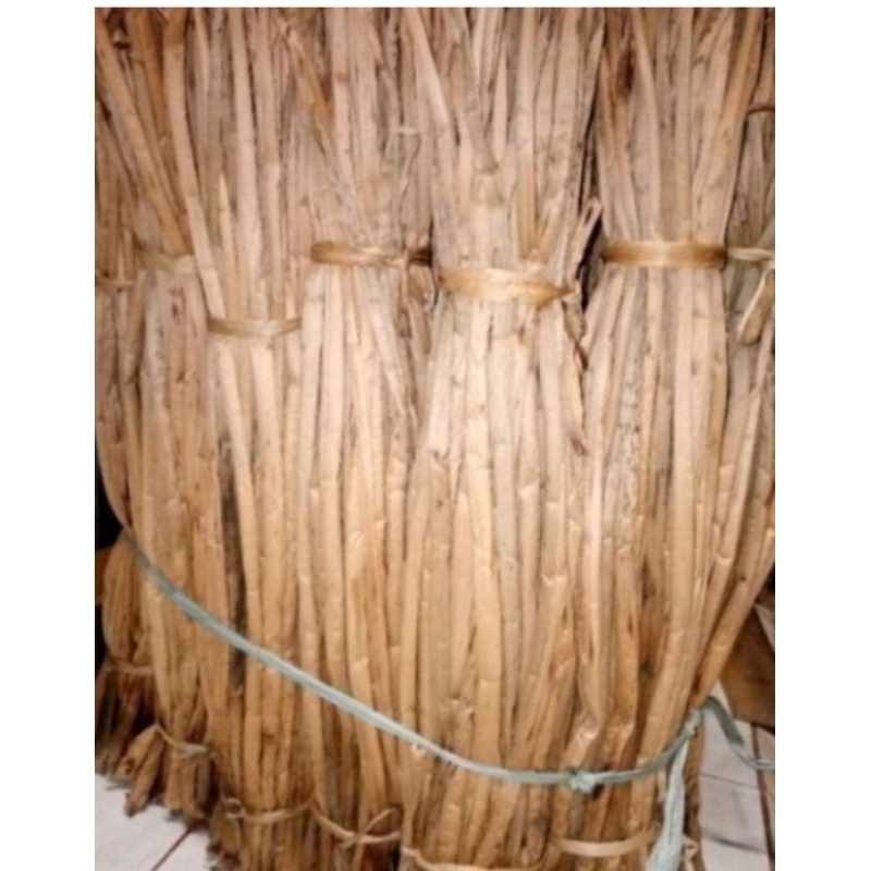 Enceng Gondok Kering Bahan Kerajinan Tangan