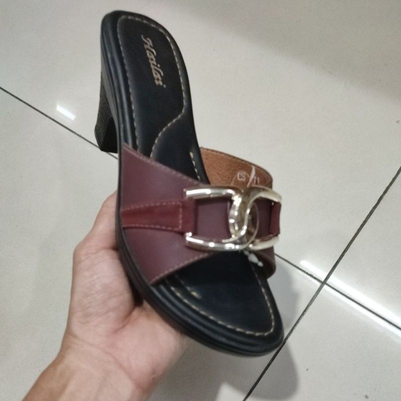 Sandal Hailai Heels Maroon5