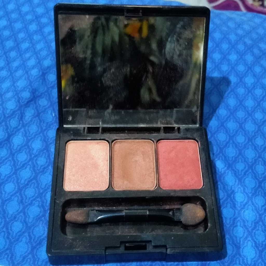 PRELOVED EYESHADOW MAKE OVER