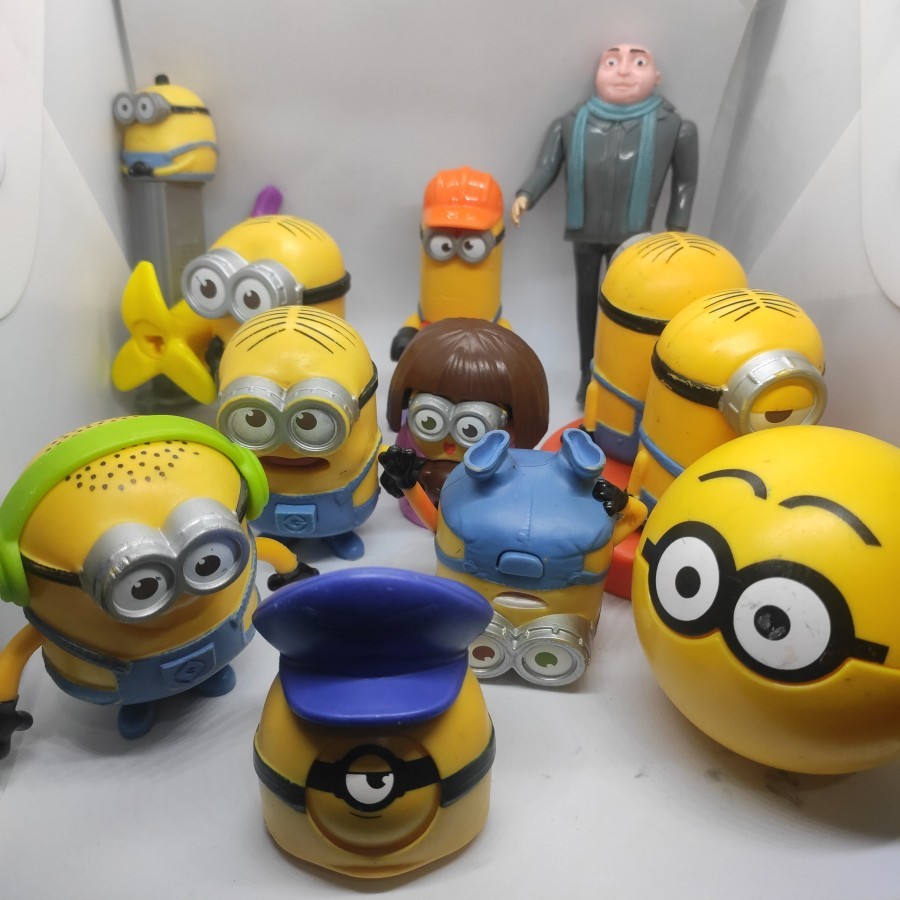 figure set Minion McD Happymeal takeAll semua