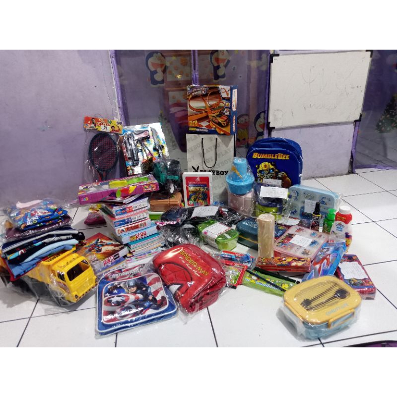 

perlengakapan sekolah/alat tulis