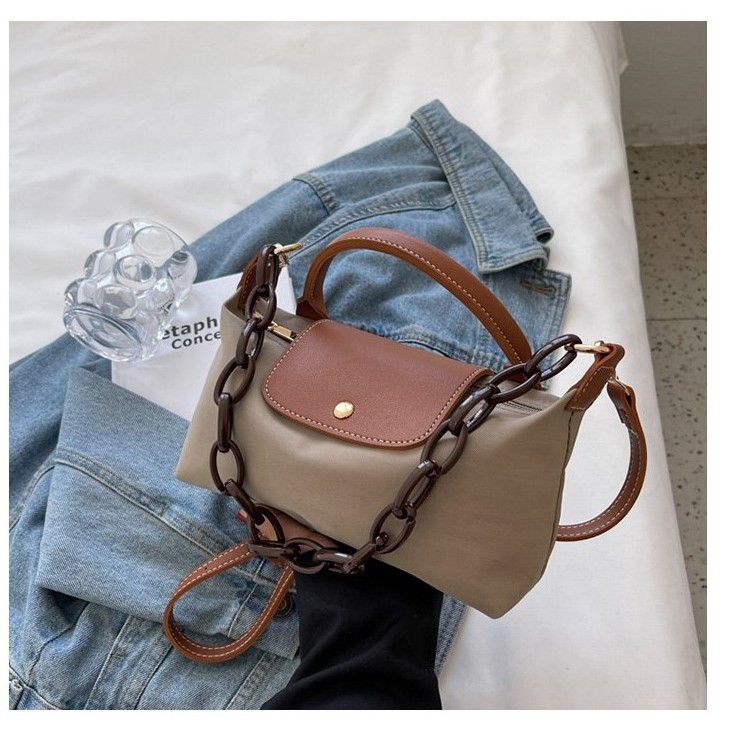 TAS HANDBAG SELEMPANG SLINGBAG WANITA CEWEK CANTIK FASHION IMPORT LEMAS KEREN KEKINIAN LC RANTAI MIN