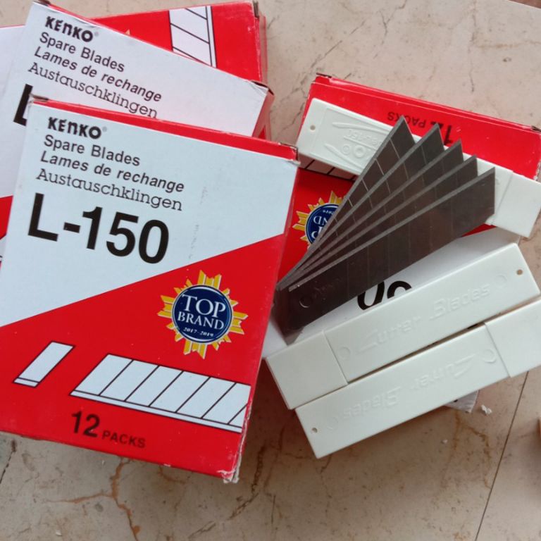 

Terbaru isi cutter L15 kenkobladeRefill1pack