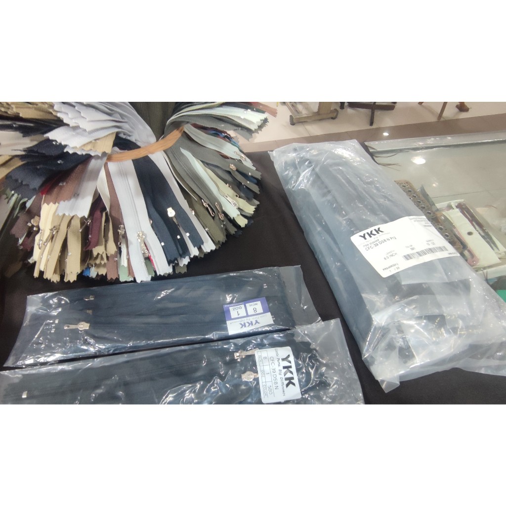 Resleting Celana CFC-39 YKK 20 cm / 8 Inch | Satuan