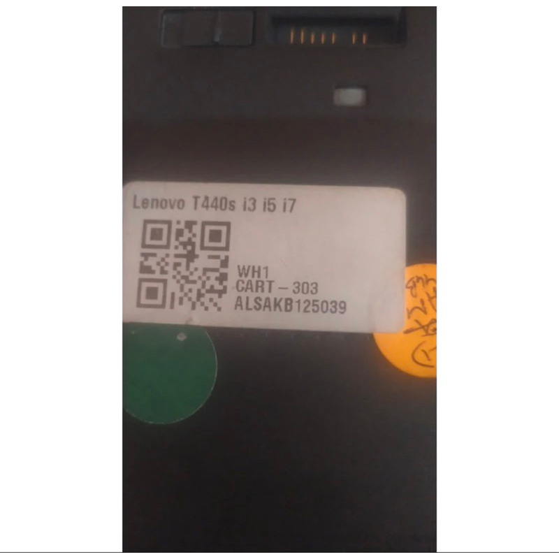 laptop lenovo hitam mati total bangkai batangan