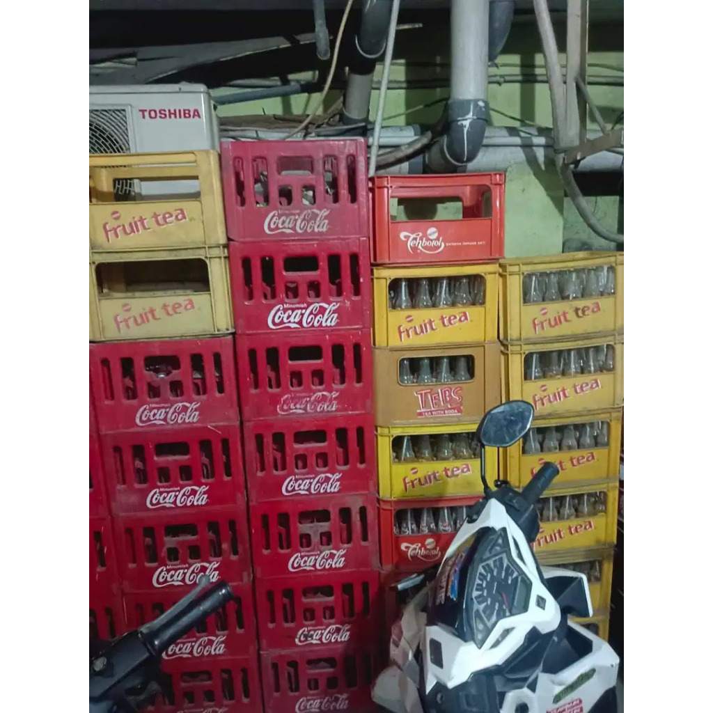 

Krat Coca-cola / Fruit tea / Teh botol