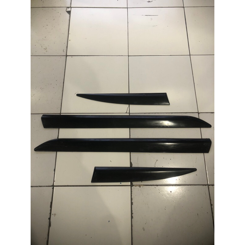 LIST BODY AVANZA XENIA NEW / SIDE BODY MOULDING AVANZA 2012 - 2018 ORIGINAL