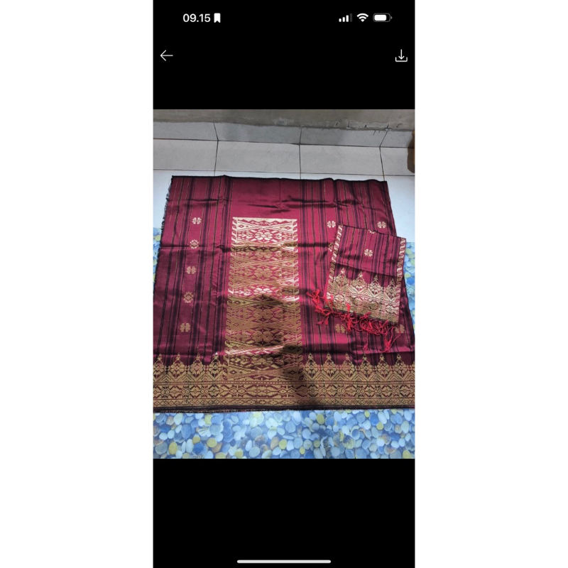 Songket silungkang liris hitam maroon. Gold