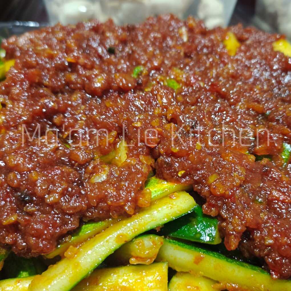 

Acar Timun Sambel Ebi Khas Kalimantan