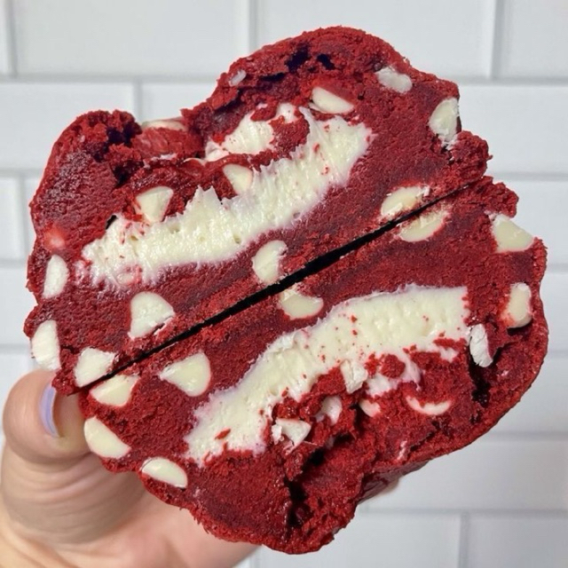 

RED VELVET SOFT COOKIES - NEW VARIANT