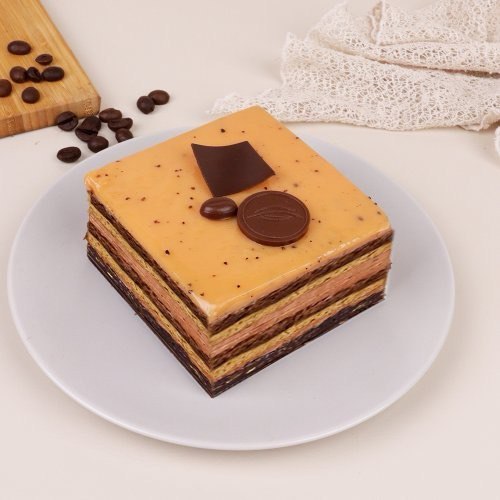 

DAPUR COKELAT - Delibox Coffee Crunch Cake 10x10cm | Kue Ulang Tahun