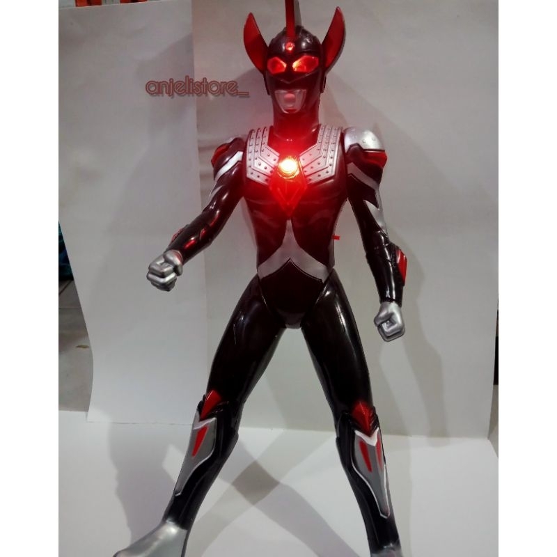 MAINAN ROBOT ULTRAMAN BUNYI/ ROBOT ULTRAMAN NYALA/ ROBOT ULTRAMAN BESAR