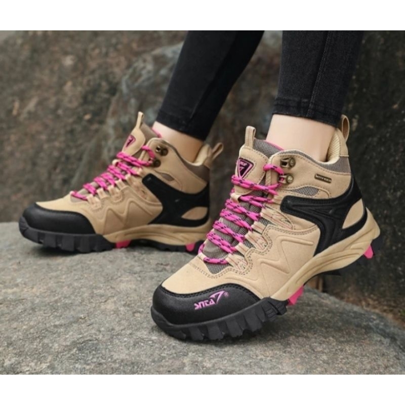 prelovedSepatu SNTA 615 Boot/Gunung/Hiking/Wanita/Outdoor/Adventure