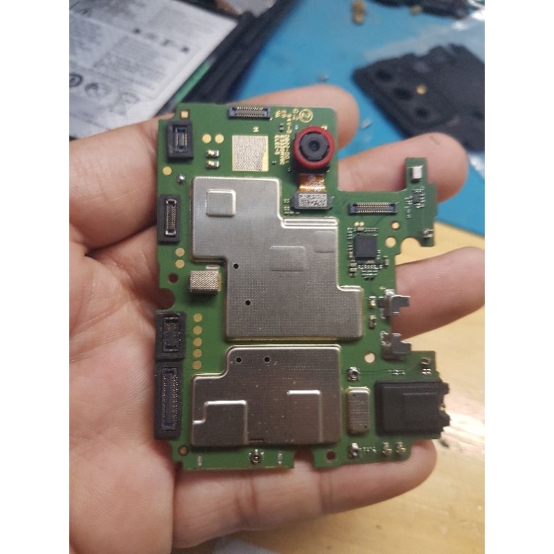 mesin hp sharp aquos v6 plus ram 4/64 normal