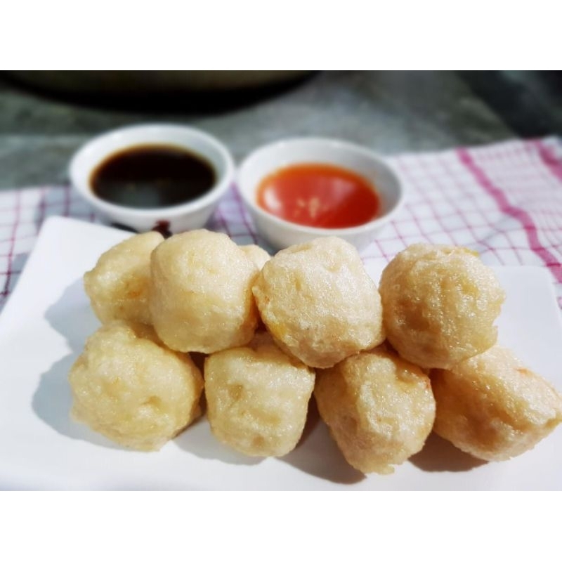 

pempek pempek ikan tenggiri khas belitung isi 10pcs