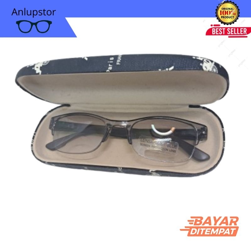 kacamata plus dan kacamata baca dan jalan rabun dekat lensa hitam