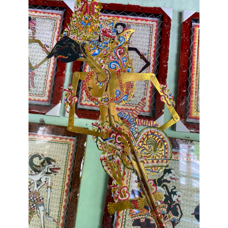 Wayang Kulit Kresna / Krisna Alusan Emas Grenjeng Gapit Sungu