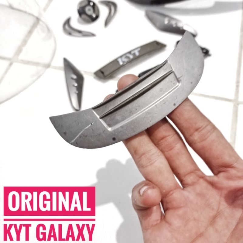 tutup ventilasi Spoiler KYT Helm ORIGINAL KYT Galaxy Slide Flat Bekas ORI copotan
