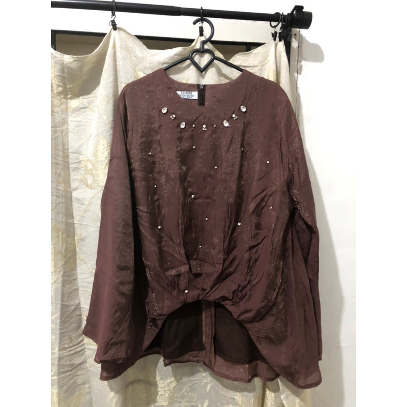 PRELOVED BLOUSE BY EDMORE X DWIHANDA